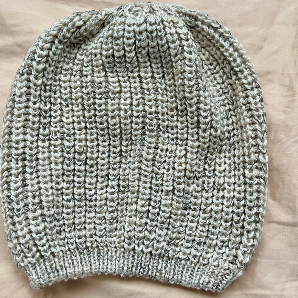 AMERICAN EAGLE OUTFITTERS Knit Hat